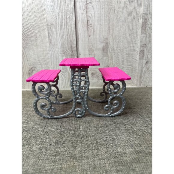 Monster High Doll Deluxe Deadluxe School Playset Picnic Table Pink Silver - Picture 3 of 6
